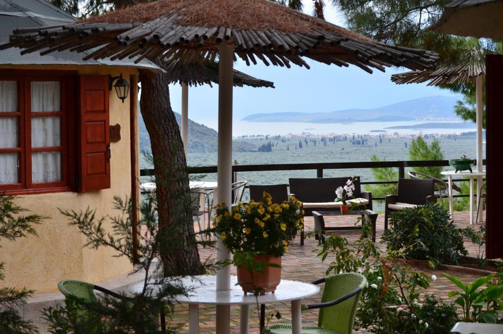 Chrissa Camping Rooms & Bungalows Delphi Номер фото